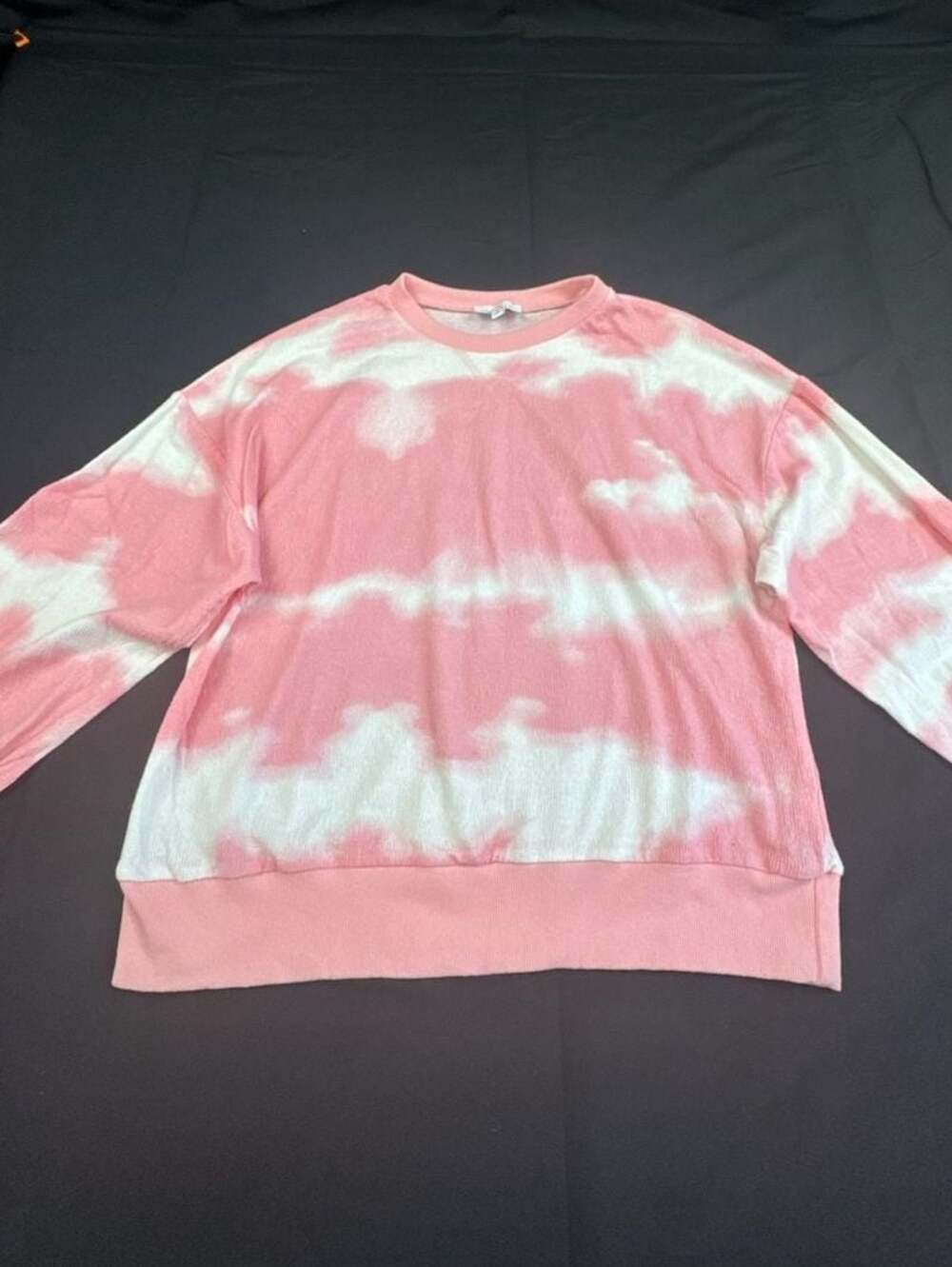 URBAN DAIZY Pink and White Tie Dye Long Sleeve Crewneck Sweatshirt Size S